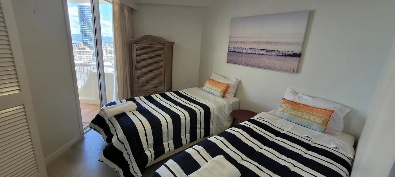Lägenhet Apr Private Suites Moroccan By The Beach Guldkusten Australien